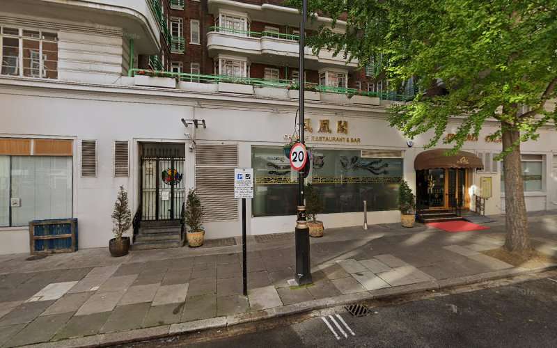 Shell Recharge Charging Station EV Charging Station at 5 Glentworth St