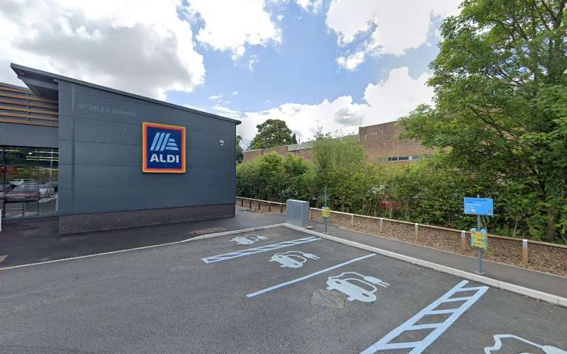 Community by Shell Recharge Charging Station EV Charging Station at King St