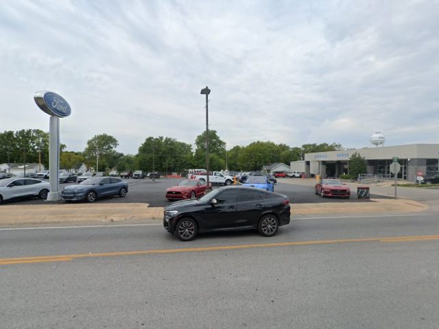EV Connect Charging Station in Aurora Missouri