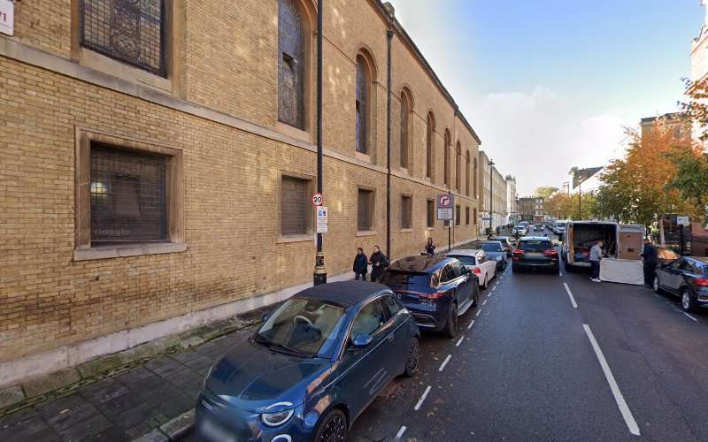 Shell Recharge Charging Station EV Charging Station at 68 York St