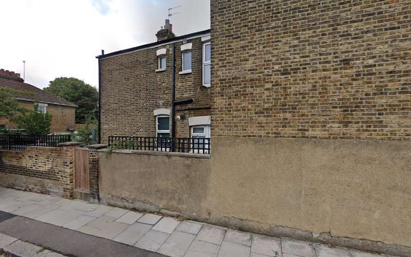 Source London Charging Station EV Charging Station at 72 Glendish Rd