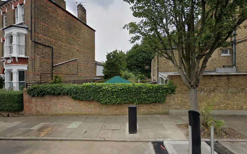 Source London Charging Station EV Charging Station at 29 Archibald Rd