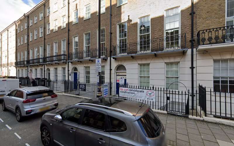 ubitricity Charging Station EV Charging Station at 3 York St