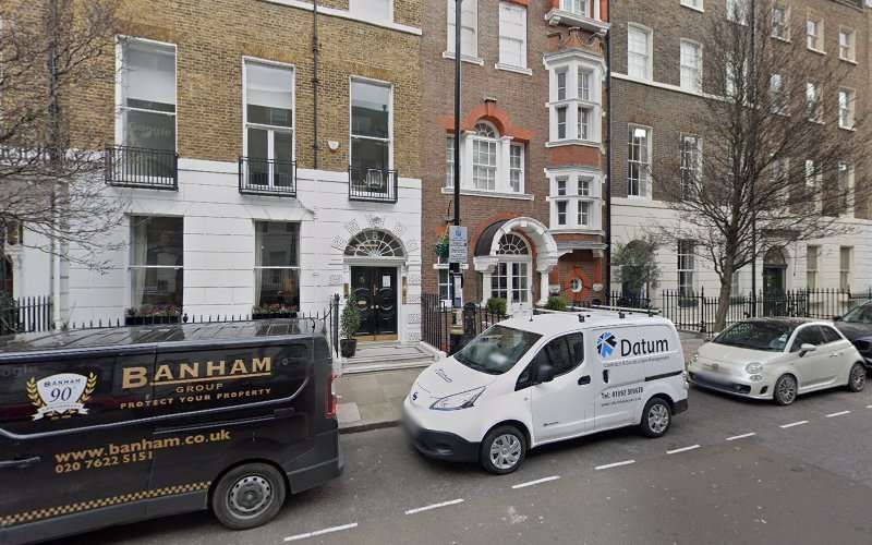 Shell Recharge Charging Station EV Charging Station at 7 Upper Wimpole St