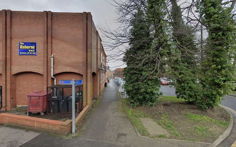 Mer Charging Station EV Charging Station at Car Park