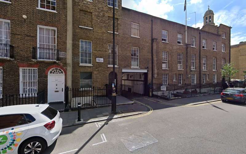 Shell Recharge Charging Station EV Charging Station at 57 York St