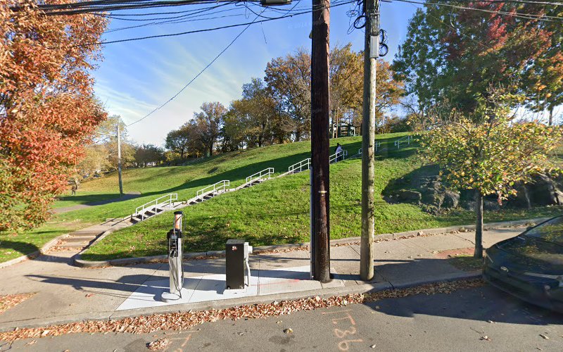 ChargePoint Charging Station EV Charging Station at 227 Manhattan Ave