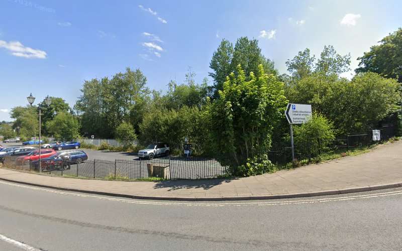 Swarco Charging Station EV Charging Station at High St