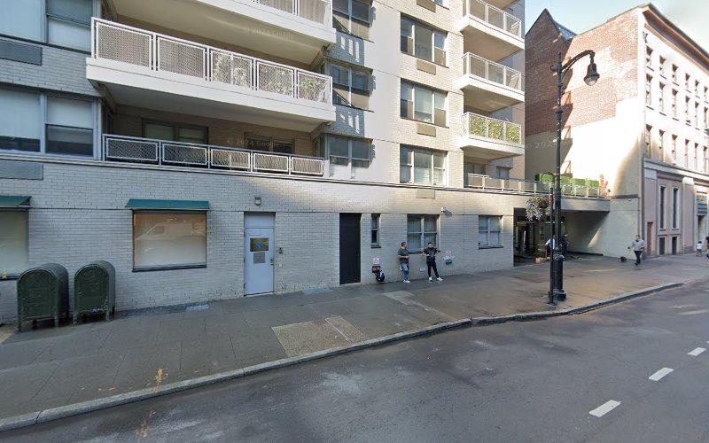 ViaLynk Charging Station EV Charging Station at 2 5th Ave