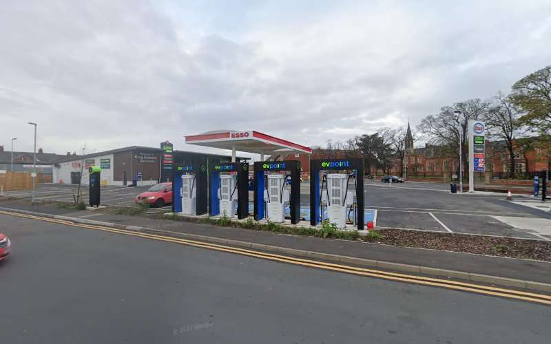ChargePoint Charging Station EV Charging Station at King Edward Services. EURO GARAGES