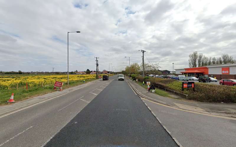 Community by Shell Recharge Charging Station EV Charging Station at Rawcliffe Rd