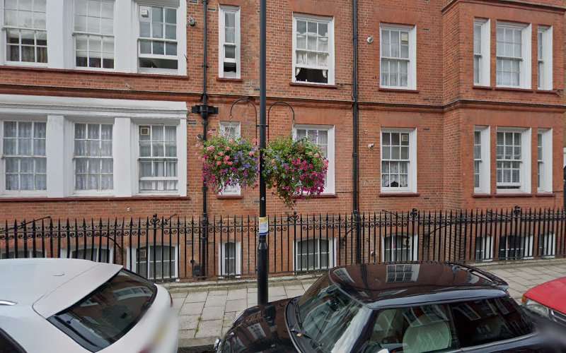 Shell Recharge Charging Station EV Charging Station at 26 Wyndham St