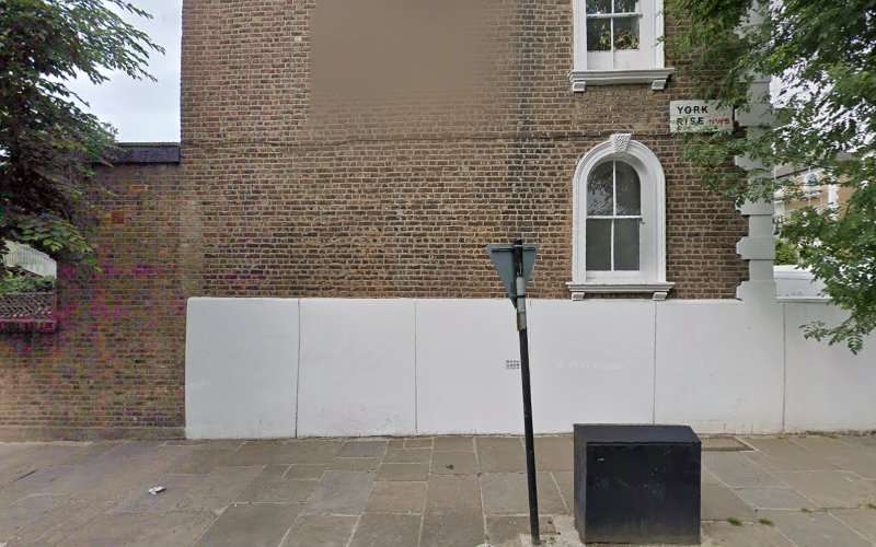 Source London Charging Station EV Charging Station at 37 York Rise