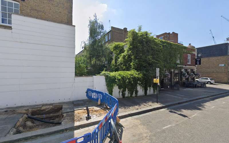 Source London Charging Station EV Charging Station at 6 Attneave St