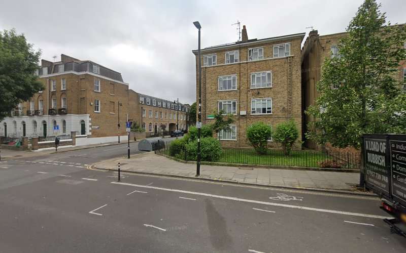 ubitricity Charging Station EV Charging Station at 248 Liverpool Rd