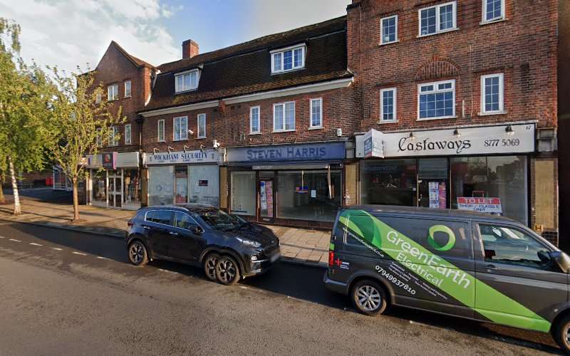 Zest Charging Station EV Charging Station at High St