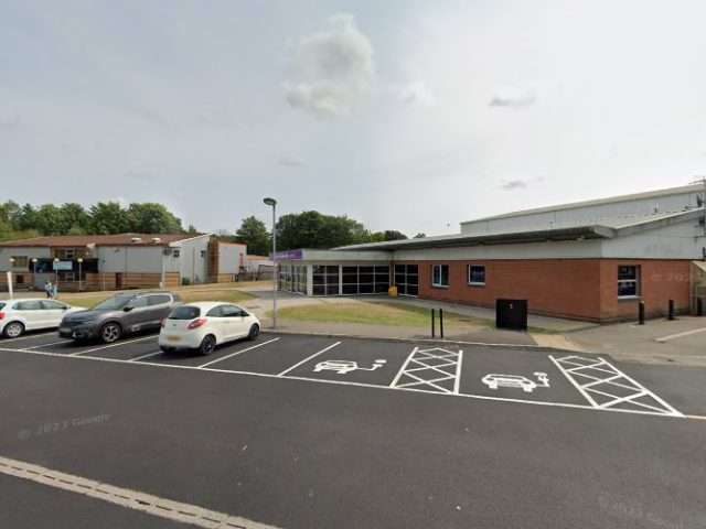 Connected Kerb Charging Station in Porth United Kingdom of Great Britain and Northern Ireland