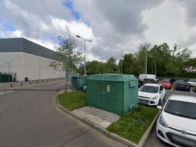 Connected Kerb Charging Stations in Aberdare United Kingdom of Great Britain and Northern Ireland
