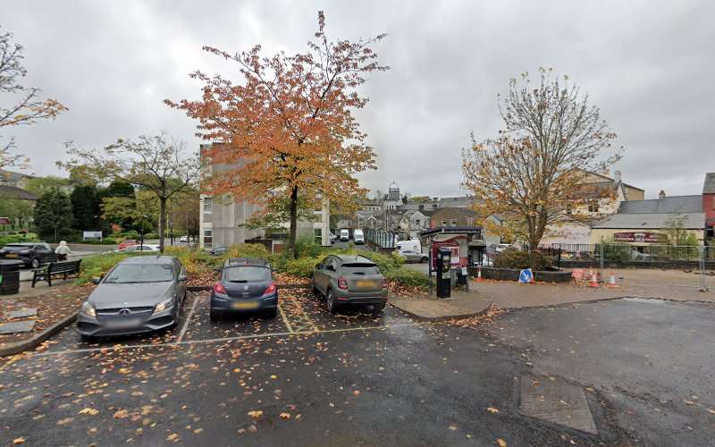 Connected Kerb Charging Station EV Charging Station at Car Park