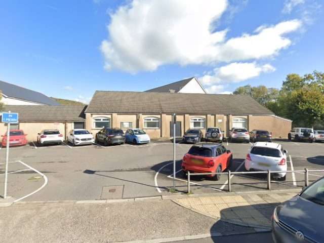 Connected Kerb Charging Station in Car United Kingdom of Great Britain and Northern Ireland