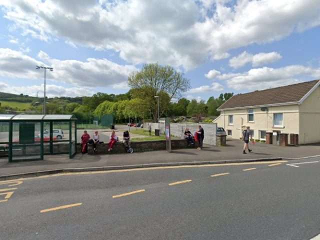 Connected Kerb Charging Station in Cymru United Kingdom of Great Britain and Northern Ireland