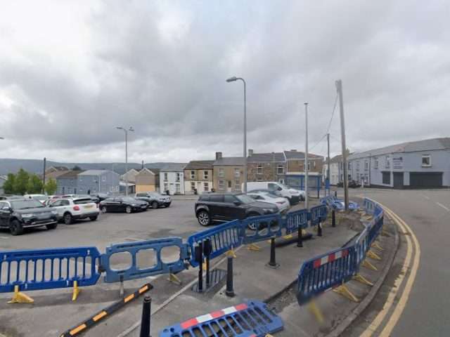Connected Kerb Charging Stations in Car United Kingdom of Great Britain and Northern Ireland
