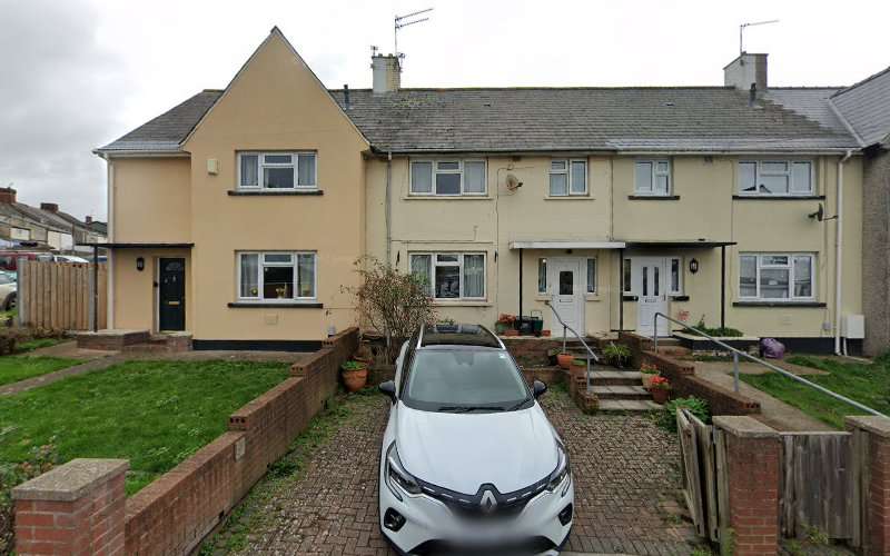 Connected Kerb Charging Station EV Charging Station at Cadoxton Moors Community Centre