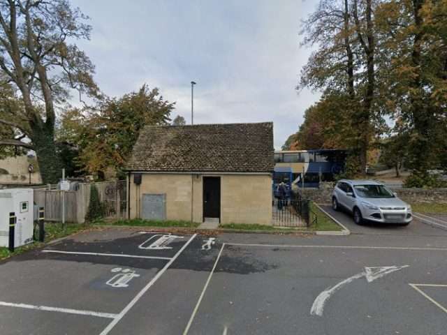 Electric Vehicle Charging Station in Cirencester United Kingdom of Great Britain and Northern Ireland