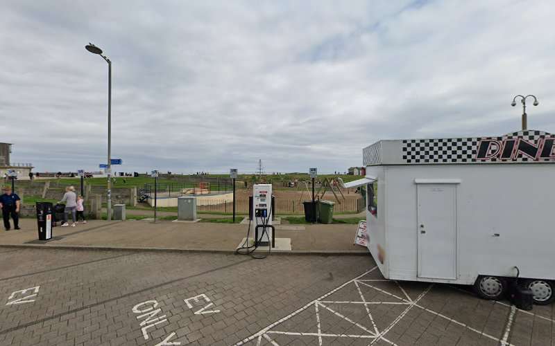 Fuuse Charging Station EV Charging Station at Links Rd