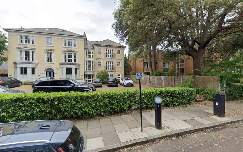 Source London Charging Station EV Charging Station at 20 Cambridge Park