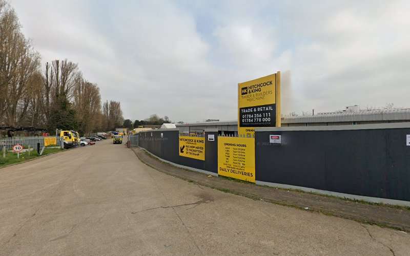 Lidl Charging Station EV Charging Station at 10 Station Cres