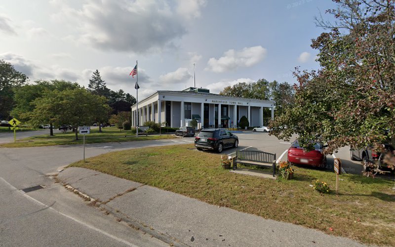 Electric Vehicle Charging Station EV Charging Station at 870 Moraine St