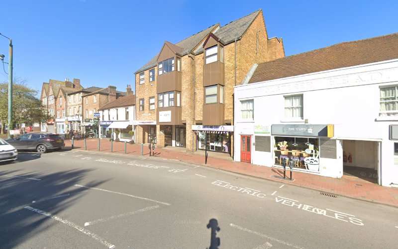 Connected Kerb Charging Station EV Charging Station at High St