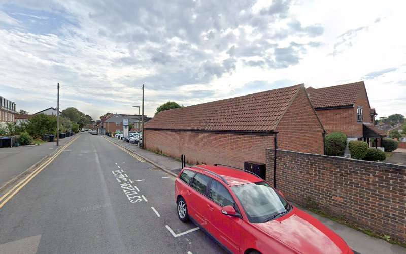 Connected Kerb Charging Station EV Charging Station at Victoria St
