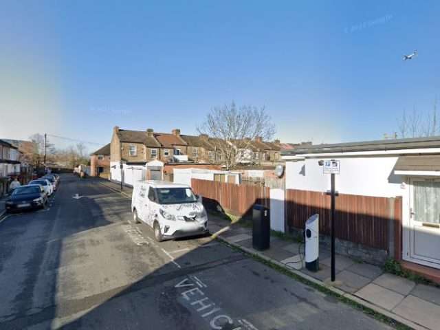 Source London Charging Station in Hounslow United Kingdom of Great Britain and Northern Ireland