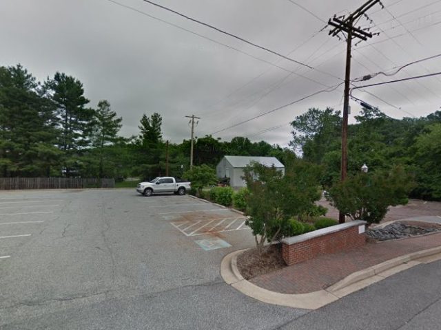 Shell Recharge Charging Station in Leonardtown Maryland