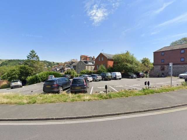 Connected Kerb Charging Station in Lewes United Kingdom of Great Britain and Northern Ireland